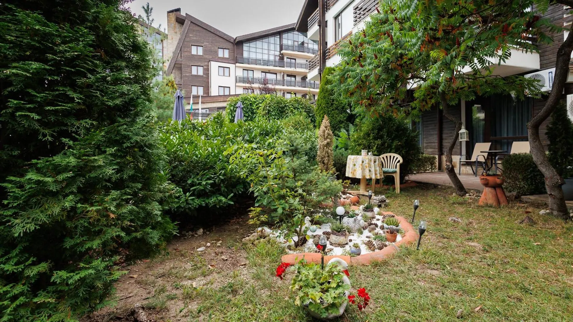 Garden Apartment Aspen Suits A008 Bansko